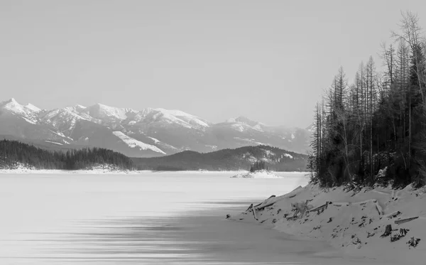 Zbiornik Wodny Hungry Horse Reservoir Parku Narodowym Glacier Montana Usa — Zdjęcie stockowe