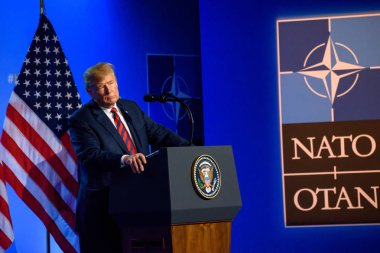 12.07.2018. BRÜZSEL, BELGIUM. NATO (Kuzey Atlantik Antlaşması Örgütü) SUMMMIT 2018 yılında Amerika Birleşik Devletleri Başkanı Donald Trump 'ın basın toplantısı. 