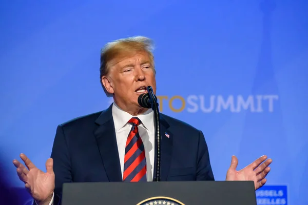 2018 Bruselas Bélgica Conferencia Prensa Donald Trump Presidente Los Estados —  Fotos de Stock