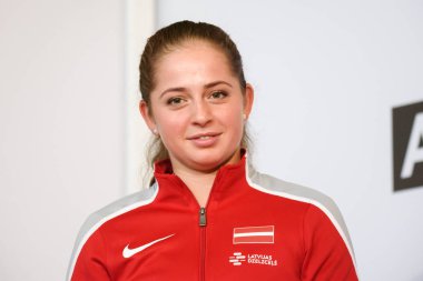 05.02.2019. Riga, Letonya. Jelena Ostapenko, takım Letonya. Merkez Tren İstasyonu Riga dünya Grup II ilk tur Oyunlar önce taraftarlarla toplantı sırasında takım Letonya Fedcup için Üyeler.