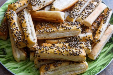 Kenevir tohumu ile ev yapımı kurabiye.