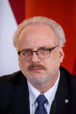 Riga, Letonya. 29 Mayıs 2019. Egils Levits, Letonya'nın yeni seçilen Başkanı , Letonya Parlamentosu'nda basın toplantısı sırasında. 