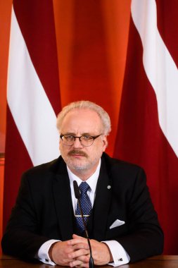 Riga, Letonya. 29 Mayıs 2019. Egils Levits, Letonya'nın yeni seçilen Başkanı , Letonya Parlamentosu'nda basın toplantısı sırasında. 
