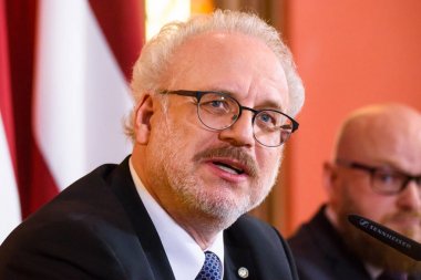 Riga, Letonya. 29 Mayıs 2019. Egils Levits, Letonya'nın yeni seçilen Başkanı , Letonya Parlamentosu'nda basın toplantısı sırasında. 