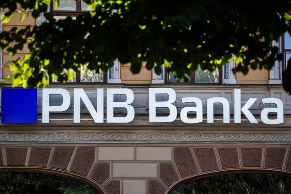 Riga Latvia Agosto 2019 Logotipo Del Banco Pnb Fachada Pnb — Foto de Stock