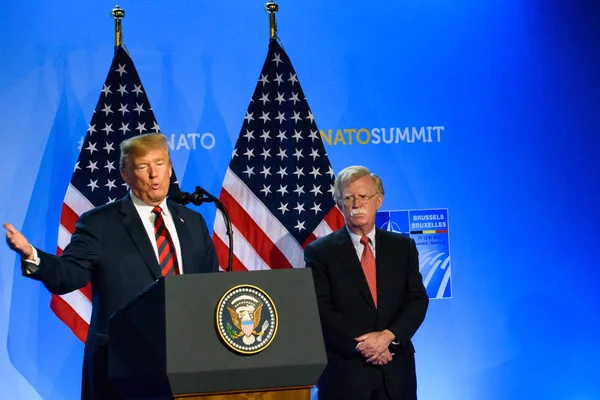 브뤼셀 벨기에 2018년 12일 도널드 트럼프 대통령과 정상회담 2018 기자회견에서 — 스톡 사진