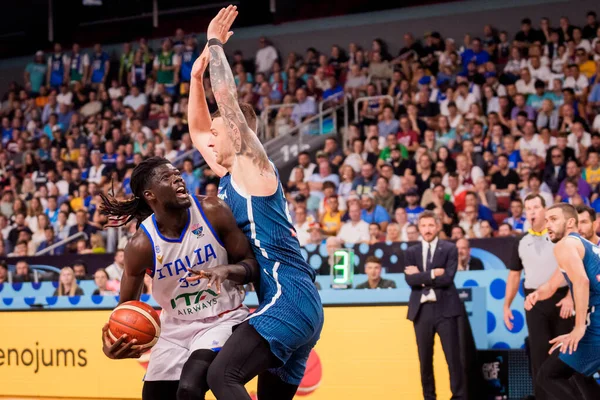 RIGA, LATVIA. 7 Eylül 2025. FIBA EUROBASKET 2025 Ulusal Erkekler Takımı Slovenya ve Ulusal Erkekler Takımı İtalya arasında oynanan basketbol maçı.