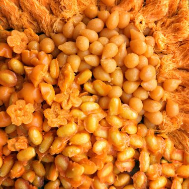 Tay tatlı altın yumurta sarısı damla ve Pinched altın yumurta sarısı, antik 