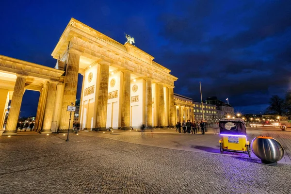 Nattvisning Berlin Brandenburg Tor Gate Berlin Tyskland — Stockfoto