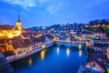 Bern İsviçre panoramik manzaraya Twilight saat içinde