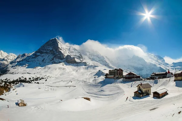 Kleine Scheidegg Stacji Wzdłuż Linii Kolejowej Interlaken Jungfraujoch 466 Świetle — Zdjęcie stockowe