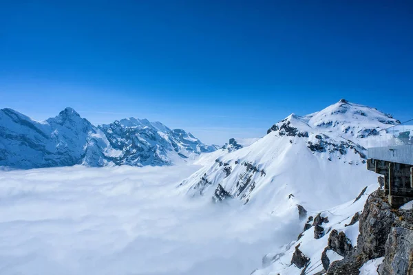 Impresionante Vista Panorámica Montaña Nieve Del Horizonte Suizo Desde Schilthorn —  Fotos de Stock