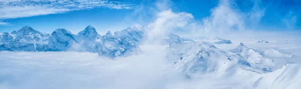 Pandangan Panorama Yang Mempesona Air Salju Dari Skyline Swiss Dari — Stok Foto