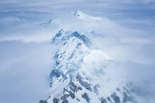 シルトホルン ピッツ グロリア スイスからスイスのスカイラインの見事なパノラマの景色雪山 — ストック写真