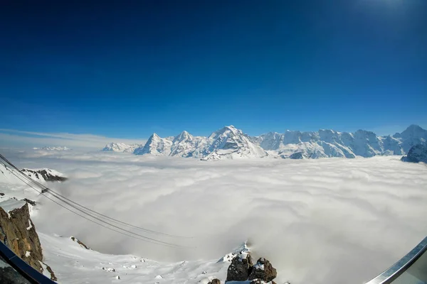 ピッツ グロリア シルトホルン スイス連邦共和国のスイスのスカイラインの見事なパノラマの景色雪山 — ストック写真