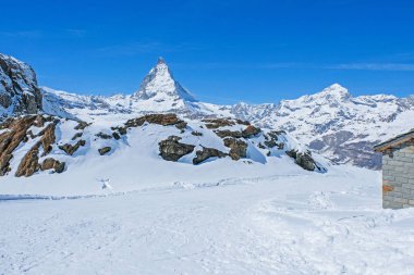 Güzel manzarasına kar dağ Matterhorn tepe, Zermatt, İsviçre.