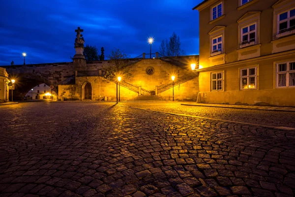 Świt Zabytkowej Pragi Pobliżu Mostu Karola Praga Republika Czeska — Zdjęcie stockowe