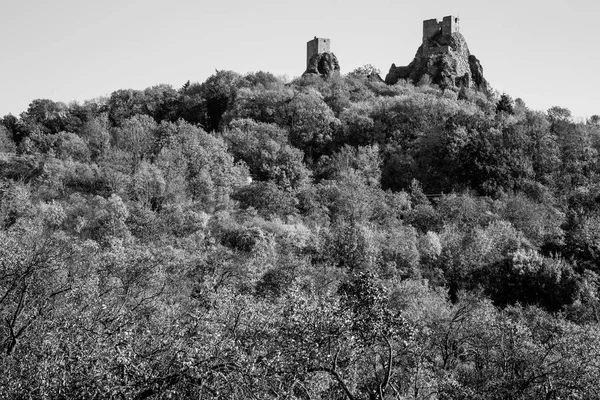 Podzimní Krajina Čechách Dominuje Zřícenina Středověkého Hradu Kopci Vysoké Skále — Stock fotografie