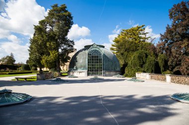 Lednice Kalesi ile anıtsal Bahçe park