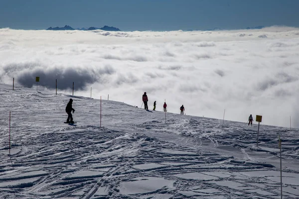 Verschneite alpine Skipisten Flaine, Haute Savoie, Frankreich — Stockfoto