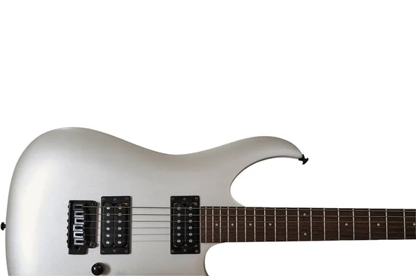 Primo piano di bianco elettrico sei corde chitarra nero pickup e co — Foto Stock