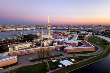 Peter ve Paul Kalesi 'nin hava manzarası, Neva Nehri, Saint Petersburg, Rusya
