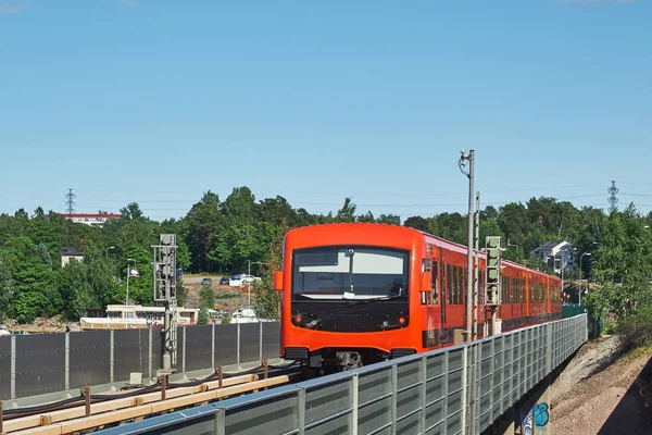 Современный Поезд Метро Мосту — стоковое фото