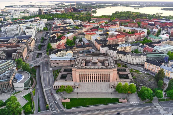 芬兰议会在赫尔辛基的空中观点 — 图库照片