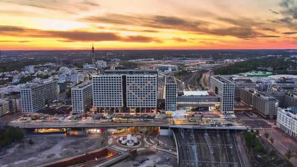 Helsinky Finsko Června 2020 Letecký Pohled Zbrusu Nové Železniční Stanice — Stock video