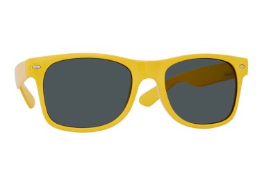 Sarı plastik çerçeveli güneş gözlükleri ve beyaz arka planda izole edilmiş siyah lensler..