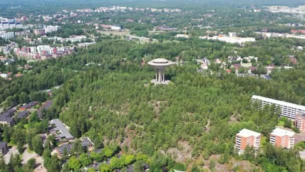 Vista Aérea Torre Agua Haikaranpesa Espoo Finlandia — Vídeos de Stock