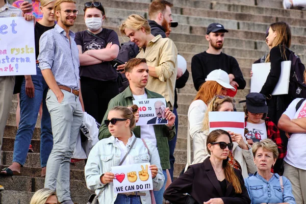 Helsinki Finlandia Agosto 2020 Protesta Pacífica Solidaridad Con Belarús Plaza — Foto de Stock