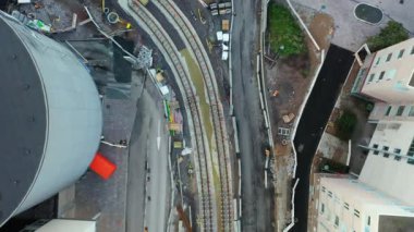 Tramvay raylarının hava görüntüsü Espoo, Finlandiya 'da yapım aşamasındadır..