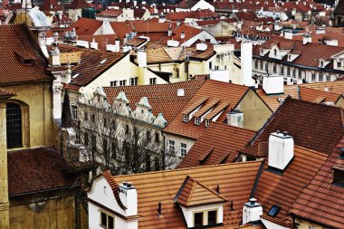 Bir bölge Mala Strana Prag, Çek Cumhuriyeti için evlerin çatıları görünümünü