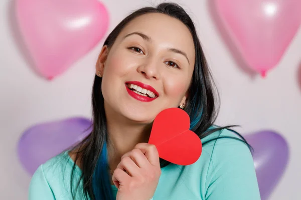 Valentine Day Beautiful Young Woman Heart Her Hands Young Woman — Stock Photo, Image