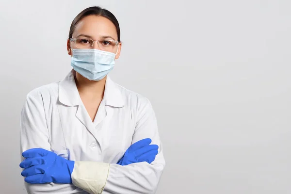 Portrait Woman Covering Her Face Medical Blue Mask Protecting Outbreak — Stock Photo, Image