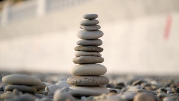 Process Building Pyramid Stones Close Hand Places Top Stone Top — Stock Video