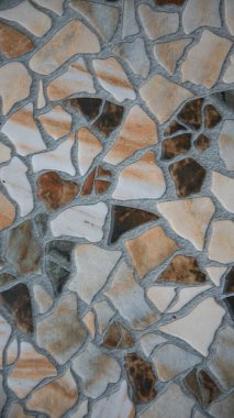 Taş duvar kaplaması. Bitiş için doğal bir taş. Arkaplan