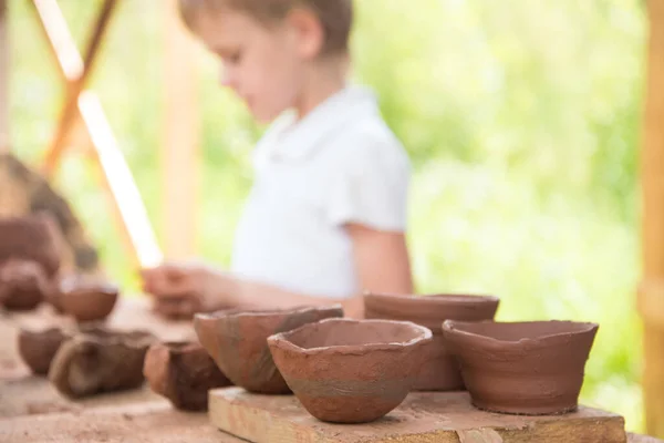 Child Makes Dishes Various Figures Clay Pottery Skills Hobbies Interests — Stock Photo, Image