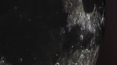 Moon'dan sonra uçuş. Dünya'da gün doğumu. Dünya Gezegeninin Muhteşem Görünümü.