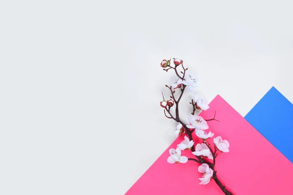 Yapay Web sitesi açılış beyaz gri mavi, pembe arka plan gül