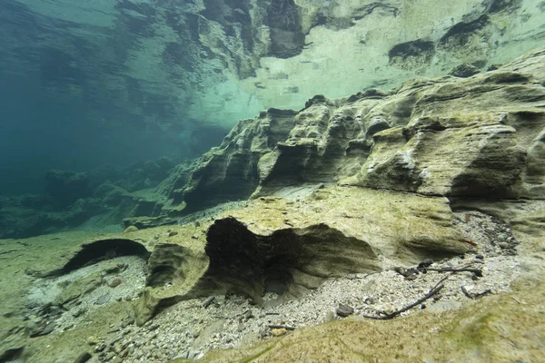 Skały Pod Wodą Korycie Rzeki Czystą Wodą Słodką Podwodny Krajobraz — Zdjęcie stockowe
