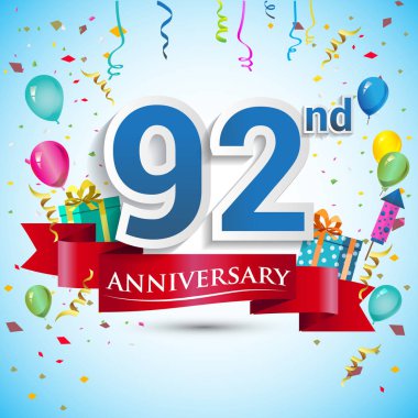 doksan beş için hediye kutusu ve balonlar, kırmızı kurdele, renkli vektör şablon öğeleri ile 92 yıl yıldönümü kutlama tasarım, Doğum günü partisi kutluyor.
