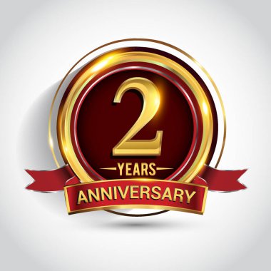 2 yıl yıldönümü kutlama logo. Altın yüzük ve şerit üzerinde koyu kırmızı arka plan, vektör tasarımı tebrik veya davetiye kartı ile logo.