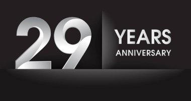 29 yıl yıldönümü kutlama logo. Siyah arka plan, vektör tasarımı tebrik veya davetiye kartı üzerine gümüş logosu.