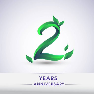  2 yıldönümü kutlama logo yaprakları ve yeşil renkli. 99 Doğum günü logosu beyaz arka plan üzerinde.