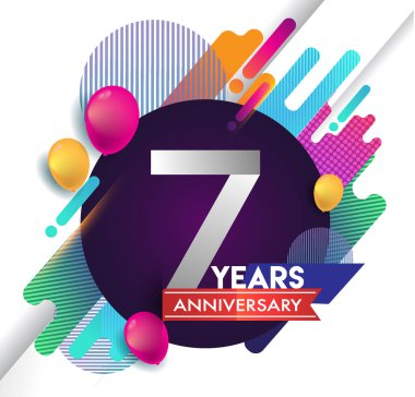 7 yıl yıldönümü logosu ile renkli arka plan, tasarım şablonu öğeleri için davetiye ve afiş, Doğum günü kutlaması vektör.