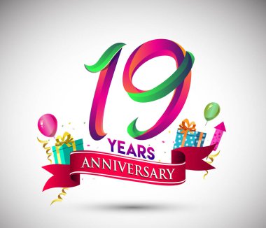 19 yıldönümü kutlama tasarımı için hediye kutusu ve balonlar, kırmızı kurdele, renkli vektör şablon öğeleri ile senin, doksan yedi yıl Doğum günü kutlama partisi.