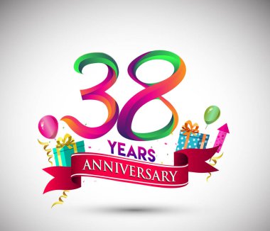 38 Yıldönümü kutlama tasarımı için hediye kutusu ve balonlar, kırmızı kurdele, renkli vektör şablon öğeleri ile senin, doksan yedi yıl Doğum günü kutlama partisi.