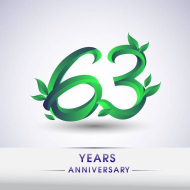63 yıldönümü kutlama logo yaprakları ve yeşil renkli. 99 Doğum günü logosu beyaz arka plan üzerinde.